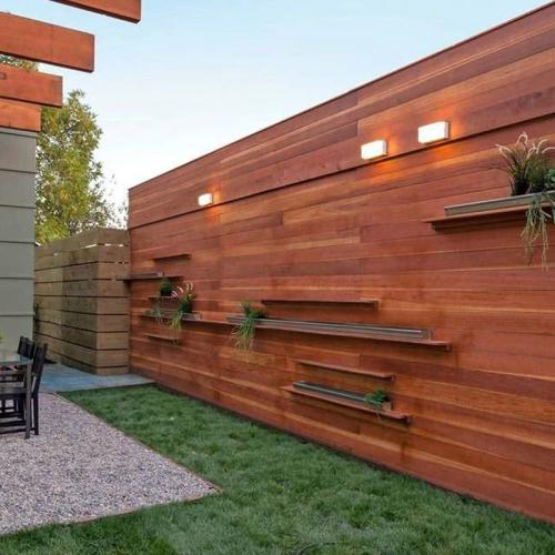 Современный забор стена