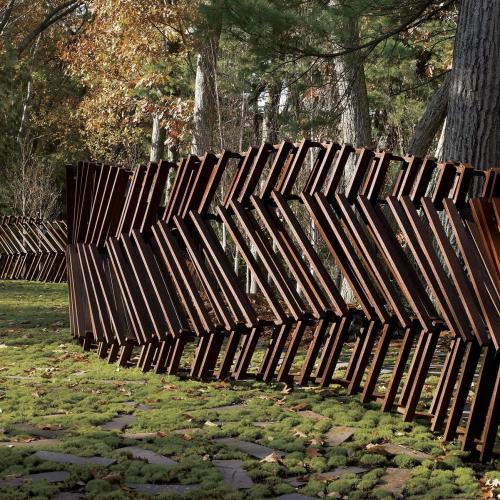 Интересный забор