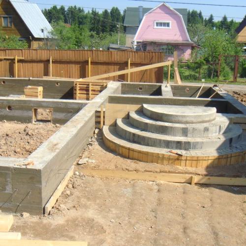 Заливка сложного фундамента